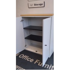 White 1240mm high by 1000mm wide double door metals units