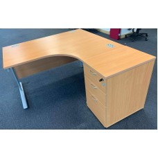 Radial Desk 