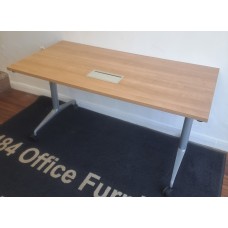 Light oak 1400mm by 700mm folding meeting table