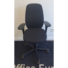 Kinnarps black fully adjustable operator chairs