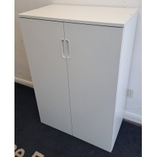 White wood 1160mm high 800mm wide 450mm depp double door unit