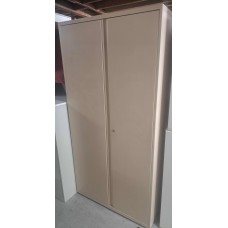 Beige metal 1950mm high 450mm deep 1000mm wide double door unit