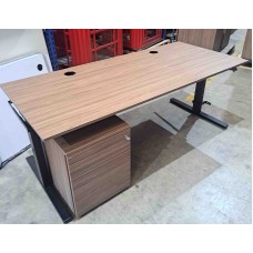 Bene 1800mm by 800mm electric height adjustable desks with matching pedestals Bene 1800mm by 800mm electric height adjustable desks with matching pedestals