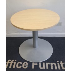 Maple 800mm round meeting tables